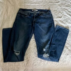 Levi’s 524 skinny jeans